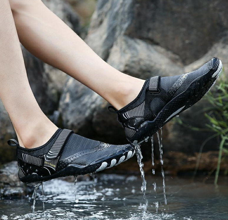 BREATHING DOUBLE BUCKLES UNISEX WATER SHOES