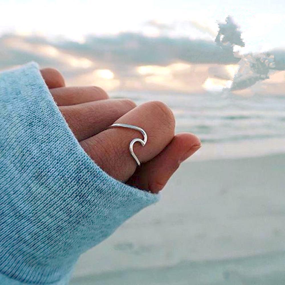 Ocean Wave Surfer Ring